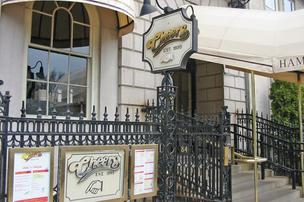 NY Daily News Honors Cheers by Reposting 1993 Story